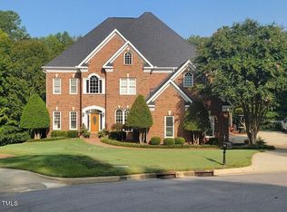 104 Hedwig Ct, Cary, NC 27518