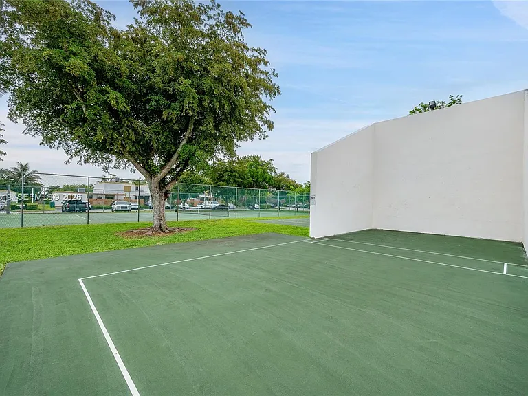 1220 SW 131st Place Cir W #1220 — Photo 27