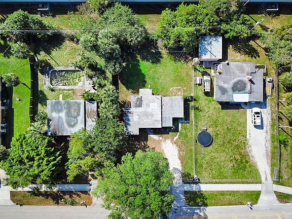 3rd image of 1957 Breezy Ln