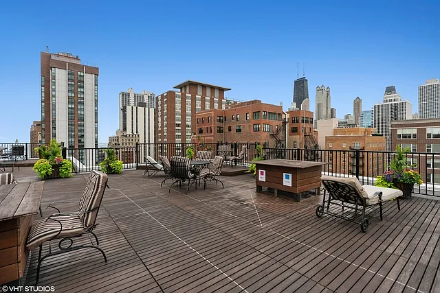 1339 N Dearborn St #7D — Photo 10