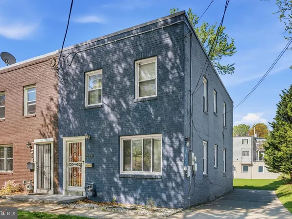 520 49th St NE, Washington, DC 20019
