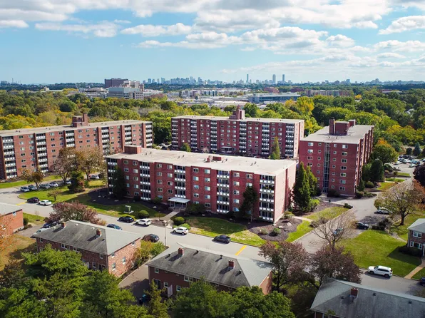 Hill Estates, 55 Brighton St #105, Belmont, MA 02478