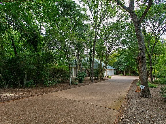 2nd image of 1107 Faraway Island Dr