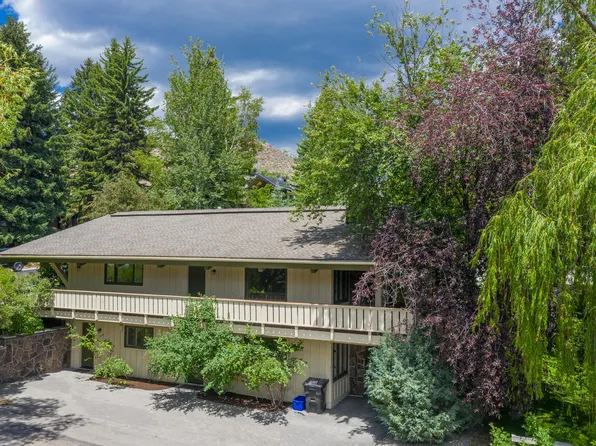 560 6th St E, Ketchum, ID 83340