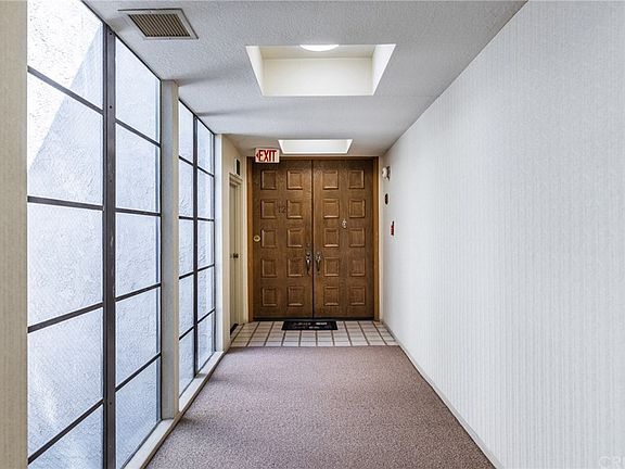 2nd image of 4822 Van Noord Ave APT 12