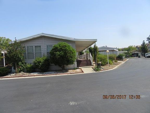 4th image of 409 Chateau La Salle Dr #409
