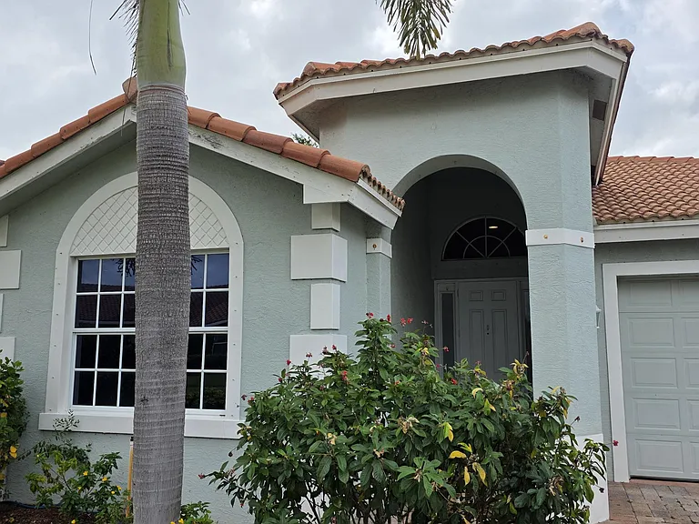 2264 SW Newport Isles Blvd — Photo 2