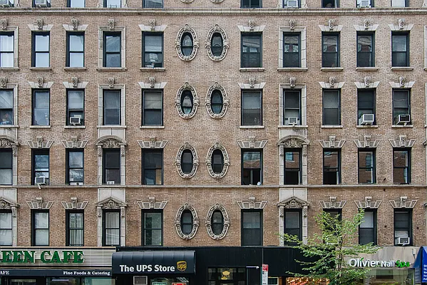 Rented by LC Lemle Real Estate Group | media 32