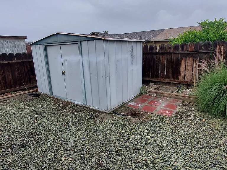 shed
