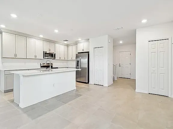 5657 Tripoli Dr — Photo 14