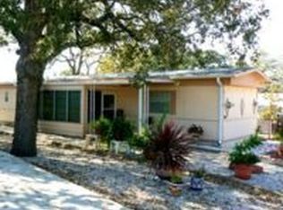 59 Wildwood Ln, Kerrville, TX 78028