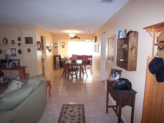 3rd image of 12000 NW 34th Pl