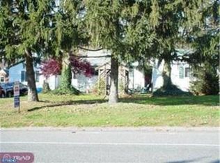 1575 Tanyard Rd, Sewell, NJ 08080