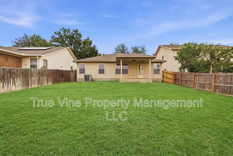Building Photo - 124 Anvil Pl