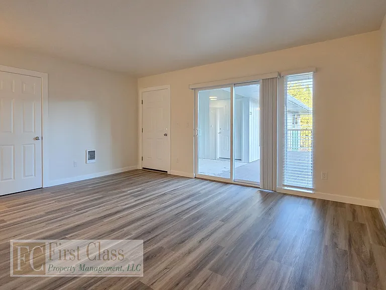 Westview Terrace — Photo 59
