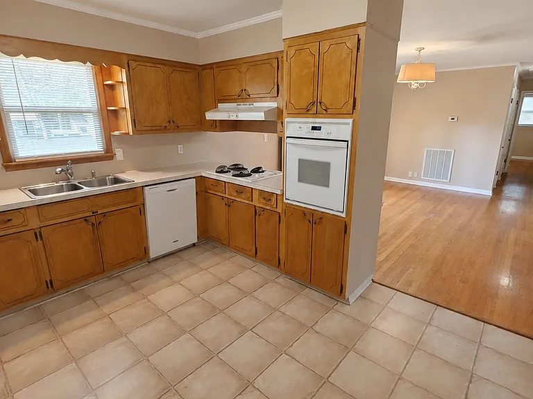263 Williams Cir — Photo 11
