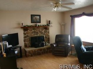 6207 W Main St, Maryville, IL