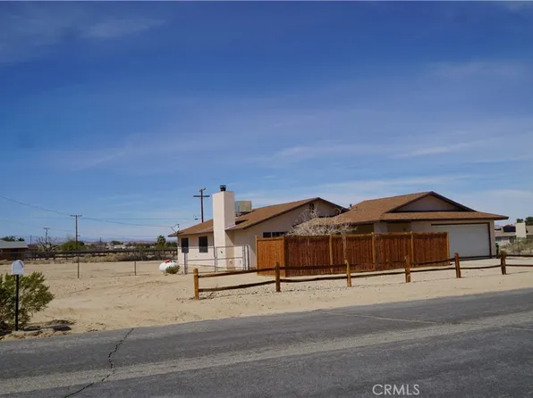 4818 Round Up Rd, Twentynine Palms, CA 92277
