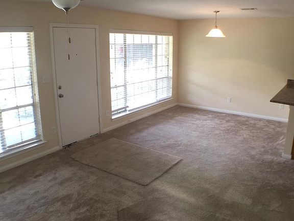 5th image of 5343 Richmond Ave #20