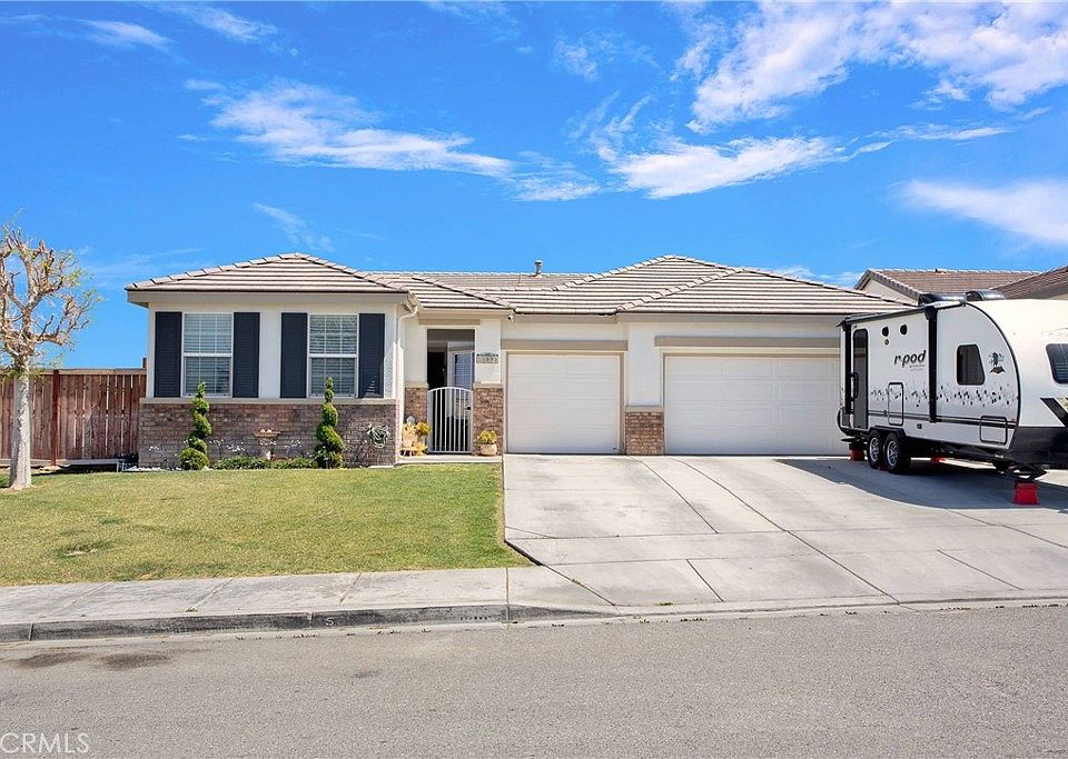1st image of 15895 Green Acres Ct