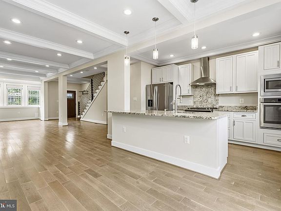 3rd image of 1373 Rittenhouse St NW