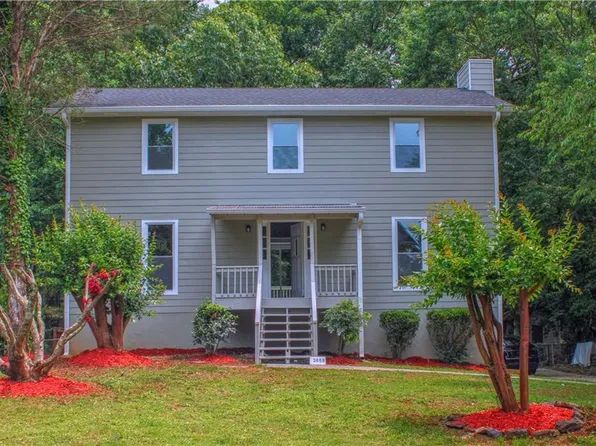 3858 Trenton Dr, Snellville, GA 30039