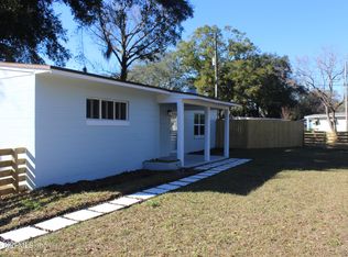 1320 KING ARTHUR Road, Jacksonville, FL 32211