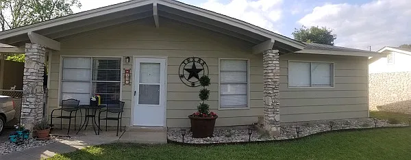 3 bed, 936 sqft, $1,395 — Photo 2