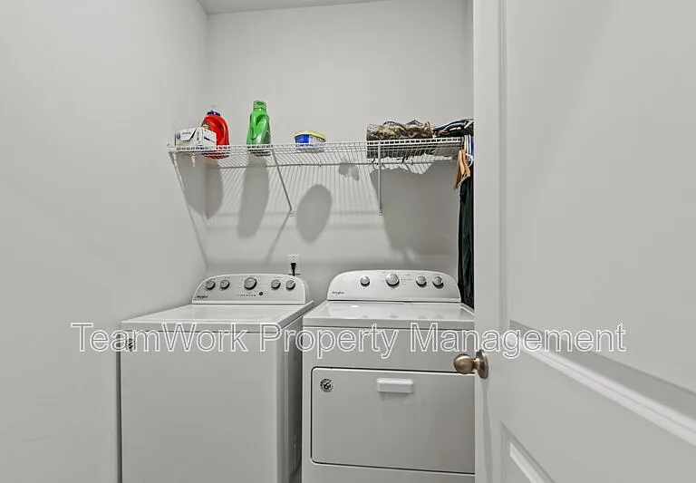 306 Spindlewood Way — Photo 36