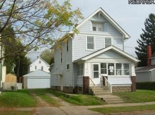 2231 10th St SW, Akron, OH 44314