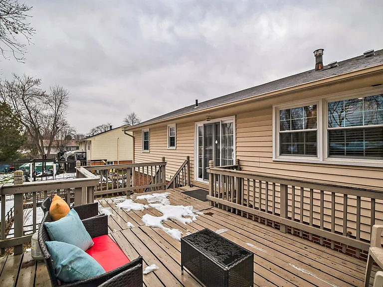 14625 Batavia Dr — Photo 31