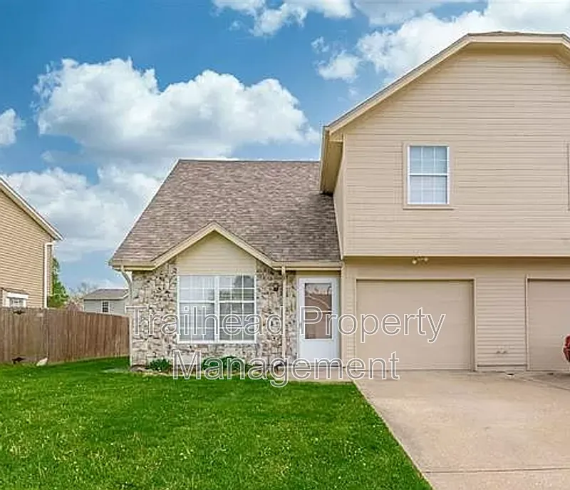 1113 Dean Dr