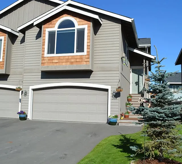 344 Skwentna Dr — Photo 2