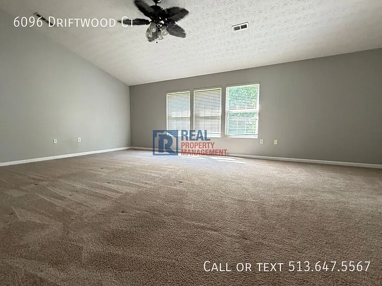 6096 Driftwood Ct — Photo 8