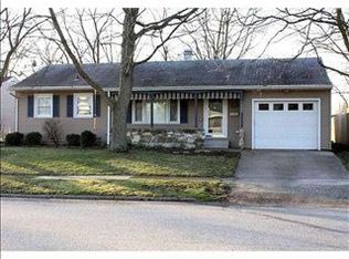 1482 Sussex Rd, Troy, OH 45373