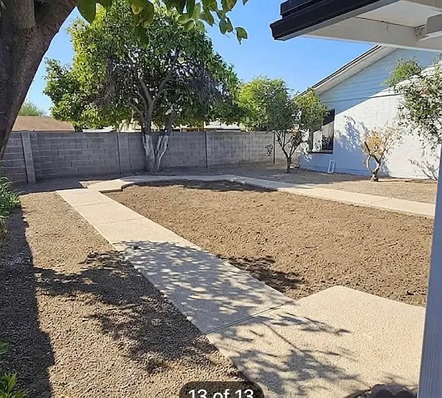 7237 W Montebello Ave — Photo 11