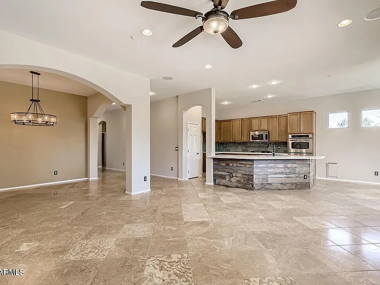 30899 N 125th Dr — Photo 5