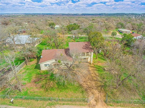 3rd image of 649 Pecan Ln
