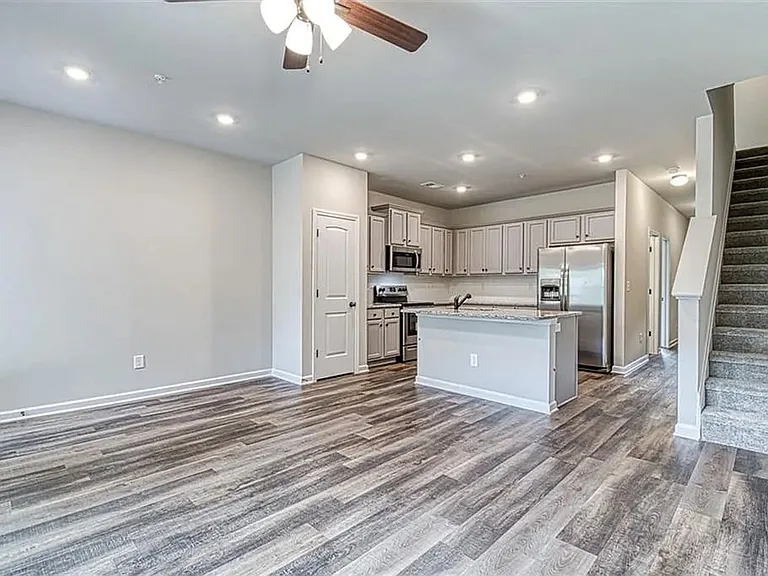 2993 Bayrose Cir — Photo 17