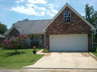 57 Stone Ridge Rd, Starkville, MS 39759