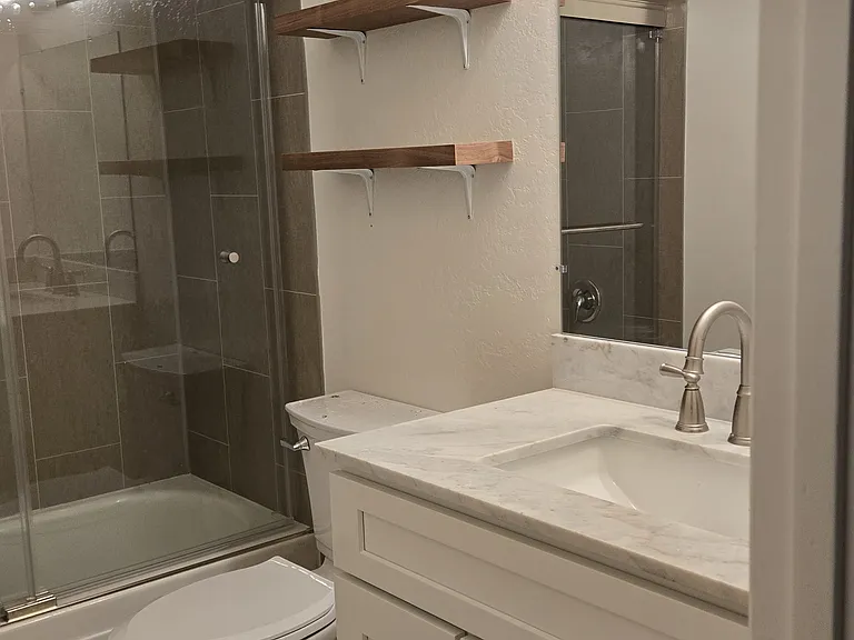 7291 La Mancha Cir #C — Photo 8