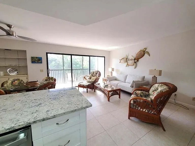 1605 S US Highway 1 #F203 — Photo 12