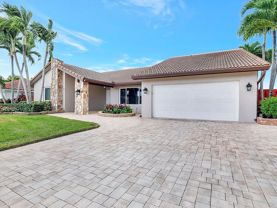 1st image of 1161 NW 99th Avenue