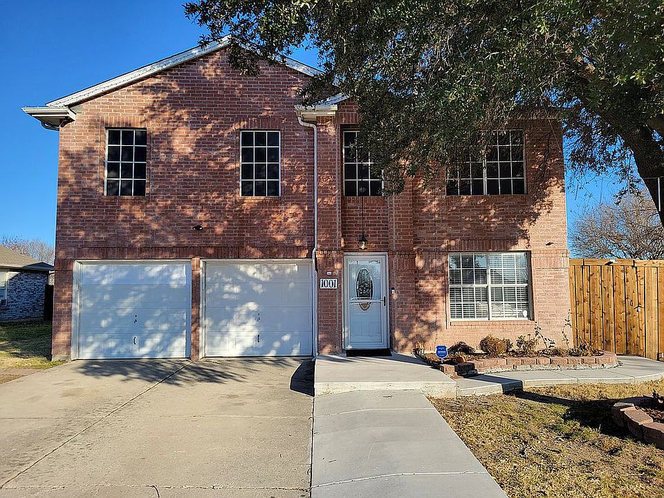 1st image of 1001 Lakeview Ct