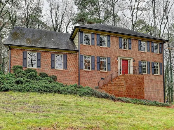 1461 Fox Forest Ter, Lilburn, GA 30047