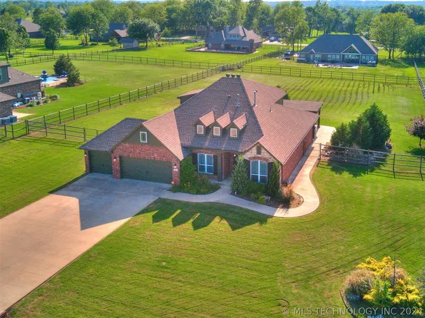 5814 S 132nd West Ave, Sand Springs, OK 74063