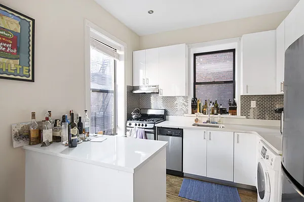 Rented by Compass | media 2