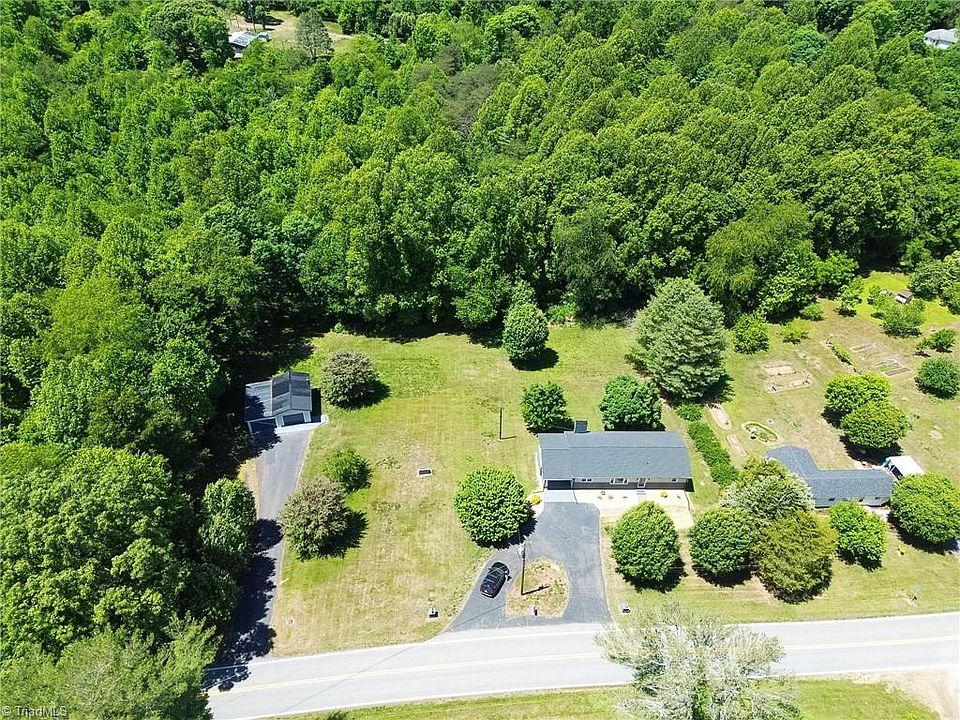 1st image of 1279 N Hoots Rd