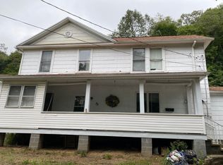 35 Furnace St, Lonaconing, MD 21539