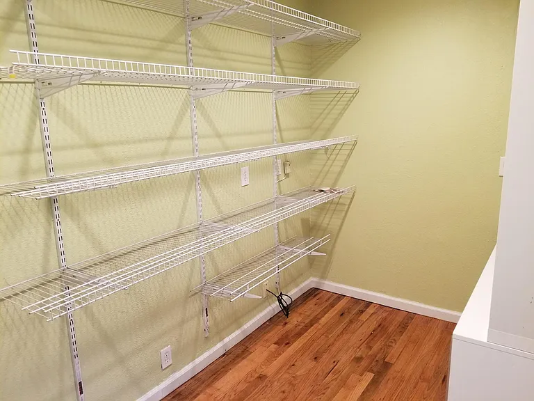 6109 Tehama Ave — Photo 19